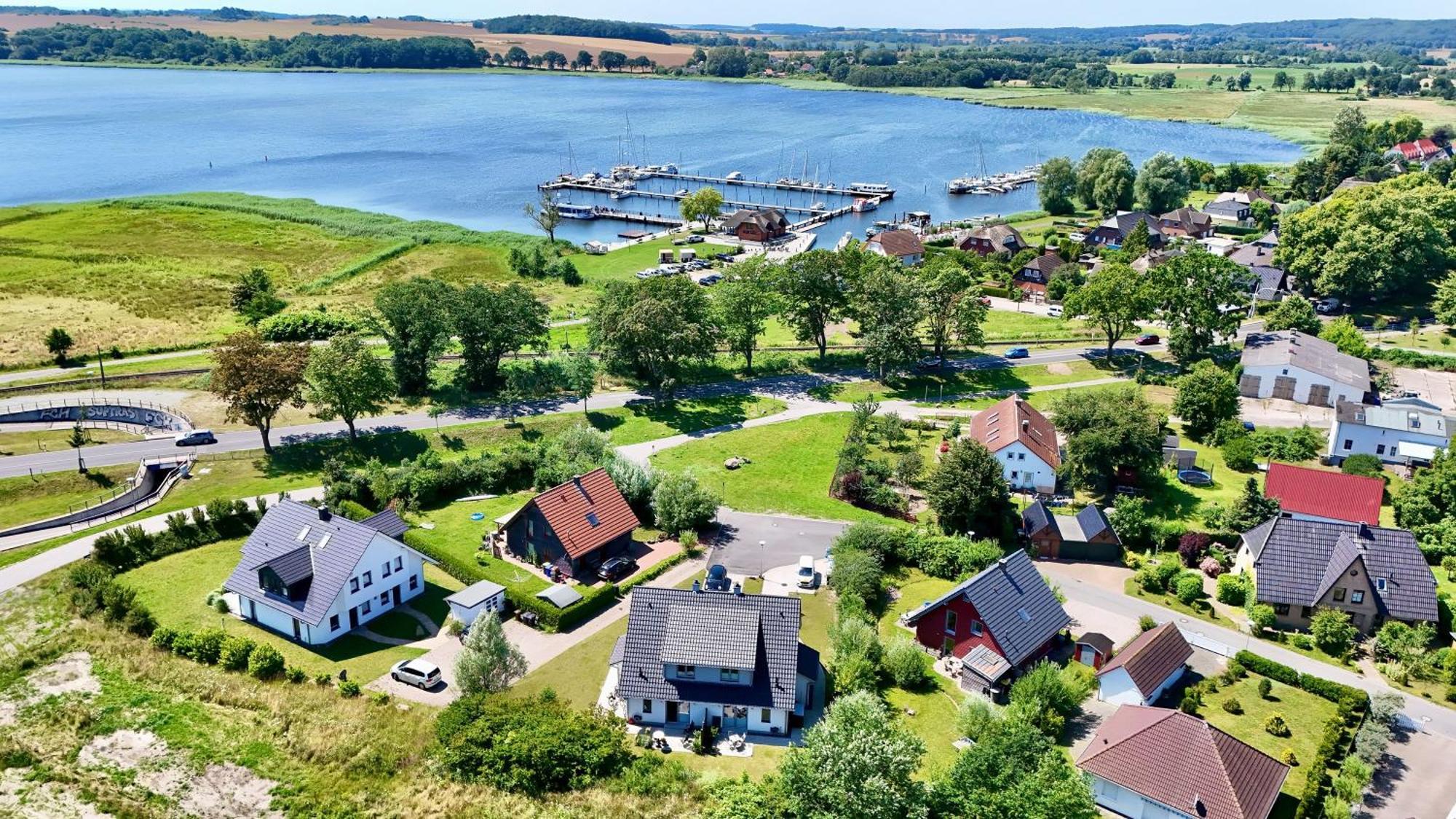 Ferienhaus Seeherz Sellin  Bagian luar foto